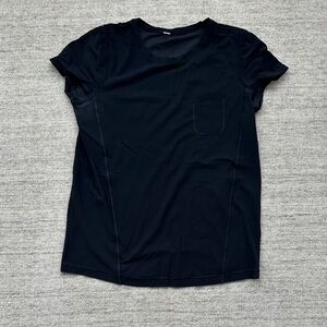 Lululemon Women's Black Short Sleeve Crew Pocket Tee